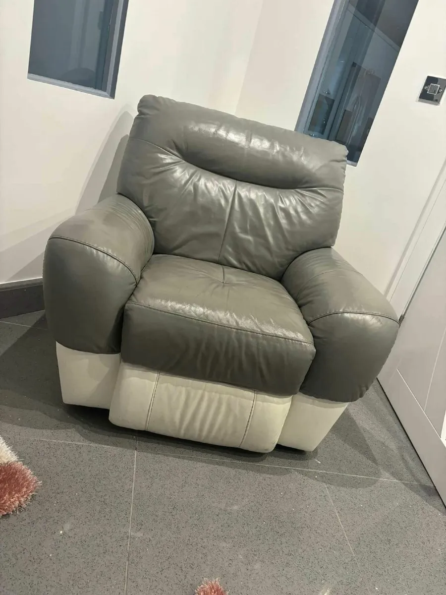 Suite - Image 2