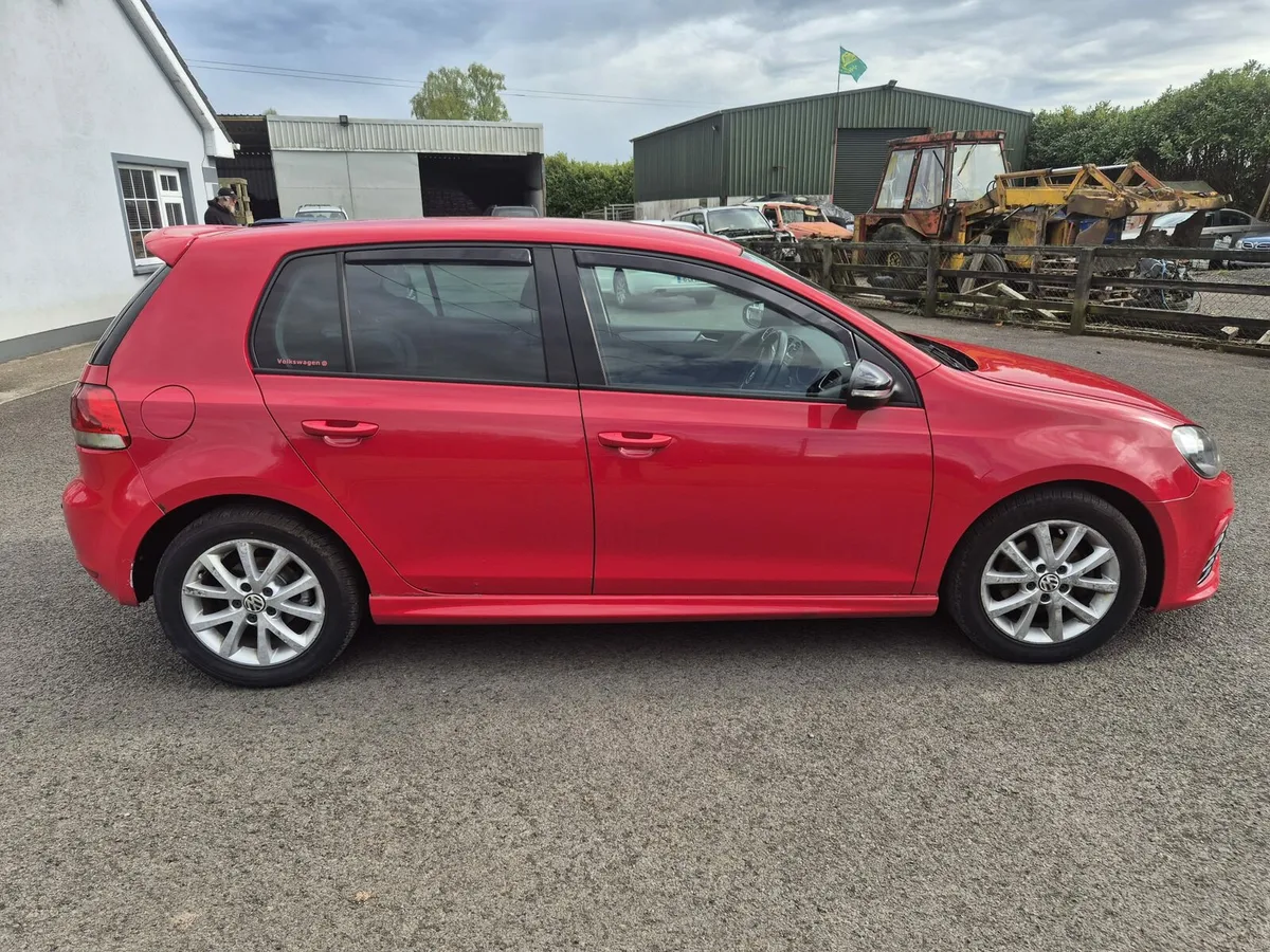 Volkswagon Golf - Image 2
