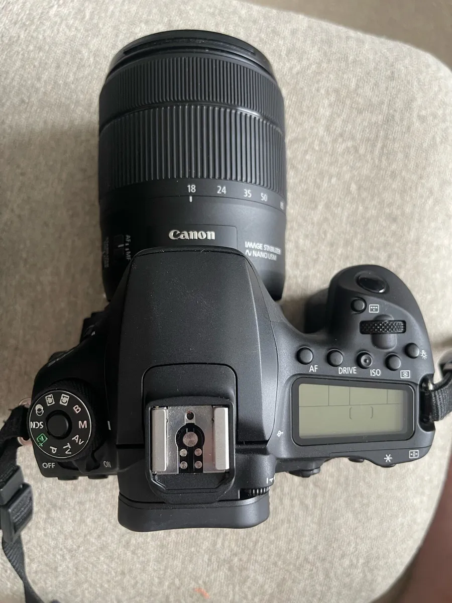Canon EOS 90D - Image 2