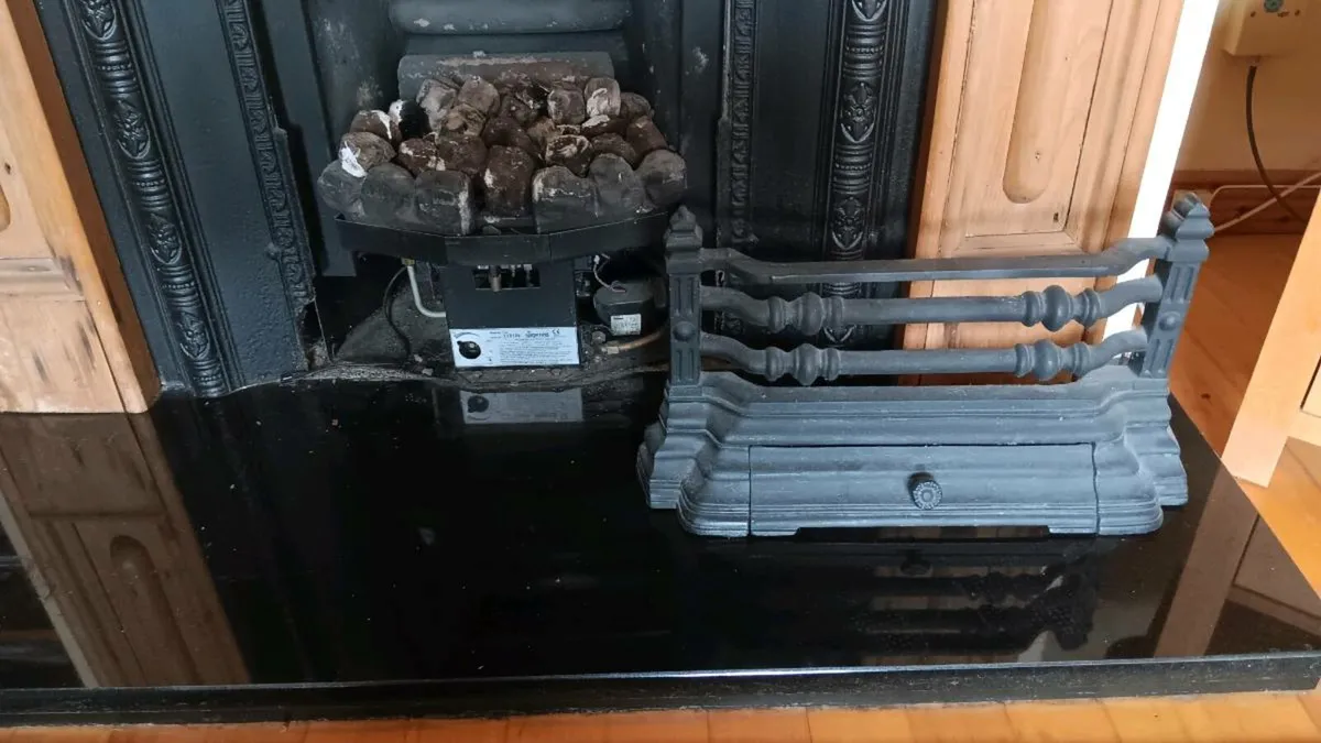 Antique Fireplace with gas fire - Image 3