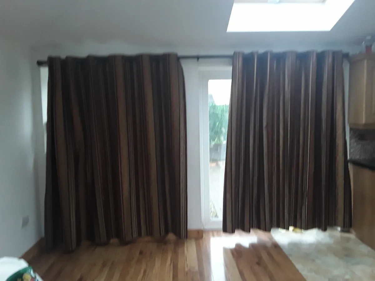 Brand new extra large exquisite expensive drapes - Image 4