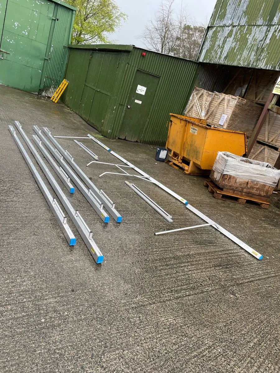 Screeds & Tamps - Image 1
