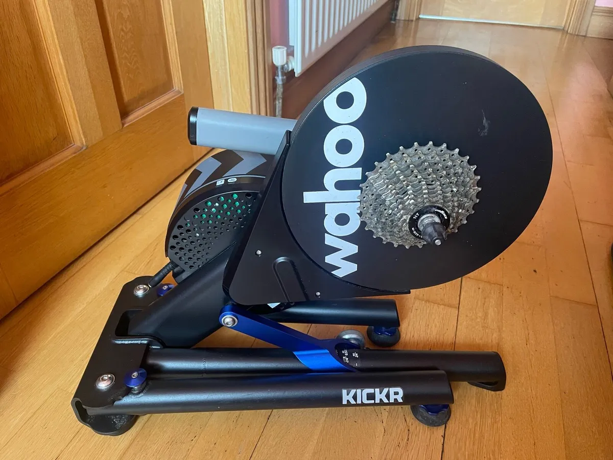 Wahoo kickr smart indoor trainer - Image 1