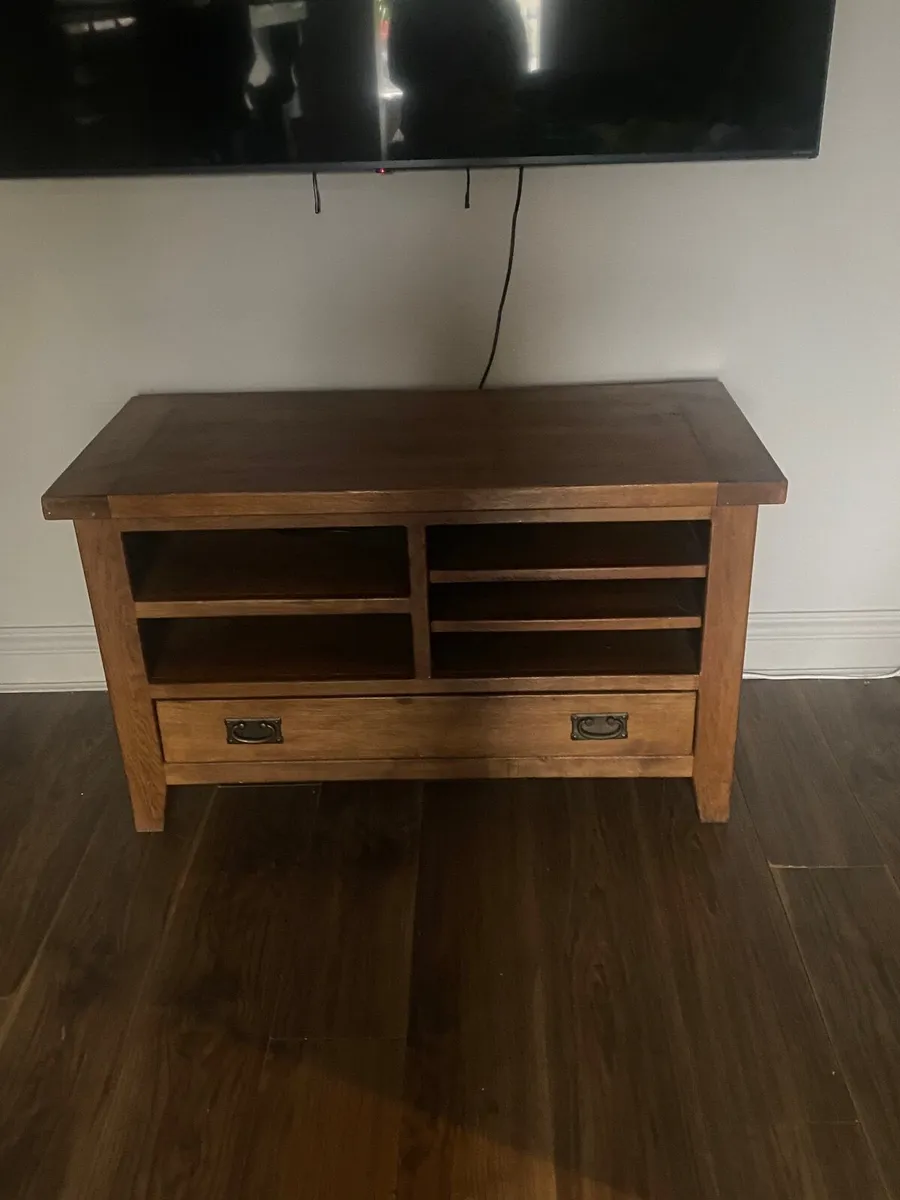 TV Unit - Image 2