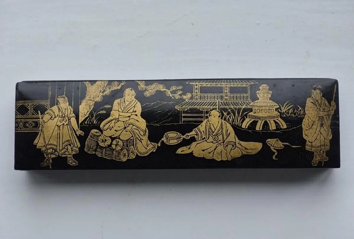 Rare Antique- Japanese Stamp Box - Image 2
