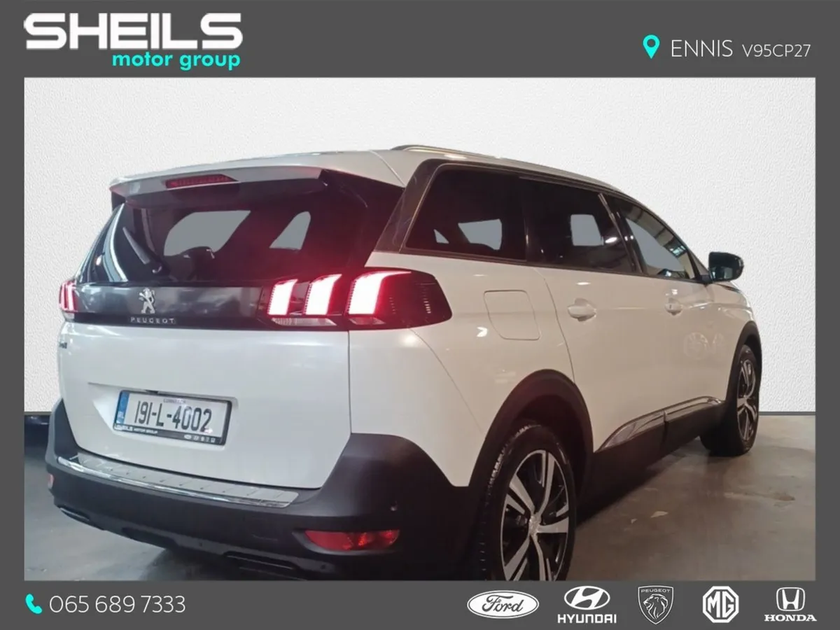 Peugeot 5008 1.5 Bluehdi 130bhp Allure - Image 2