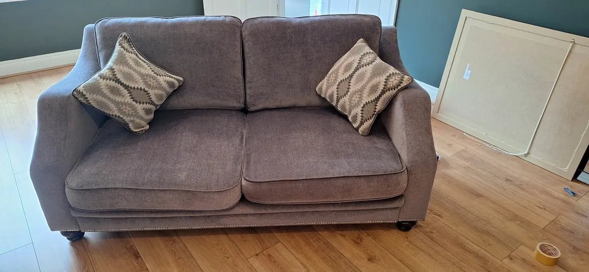 Couch 3 seater and 1 seater - Image 1