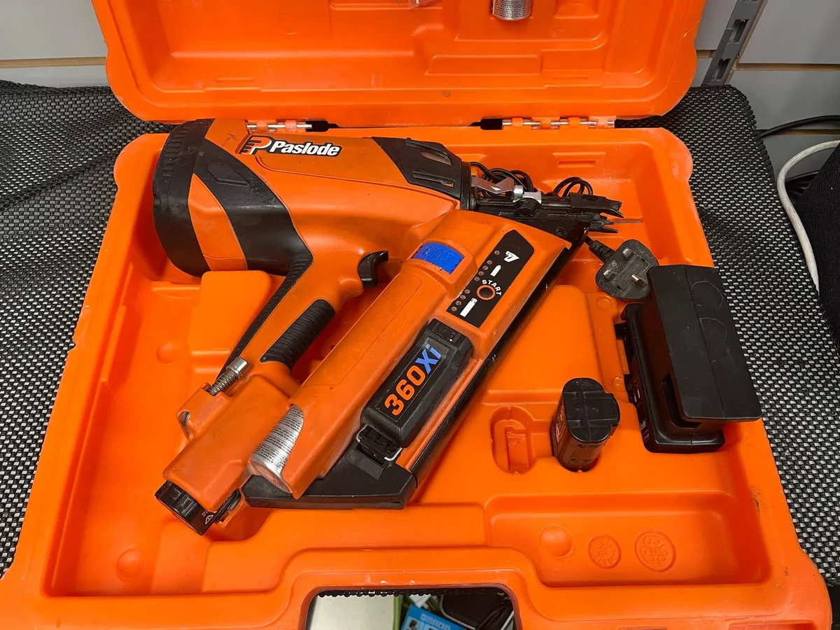 Paslode 360Xi 1st Fix Nail Gun - Image 1