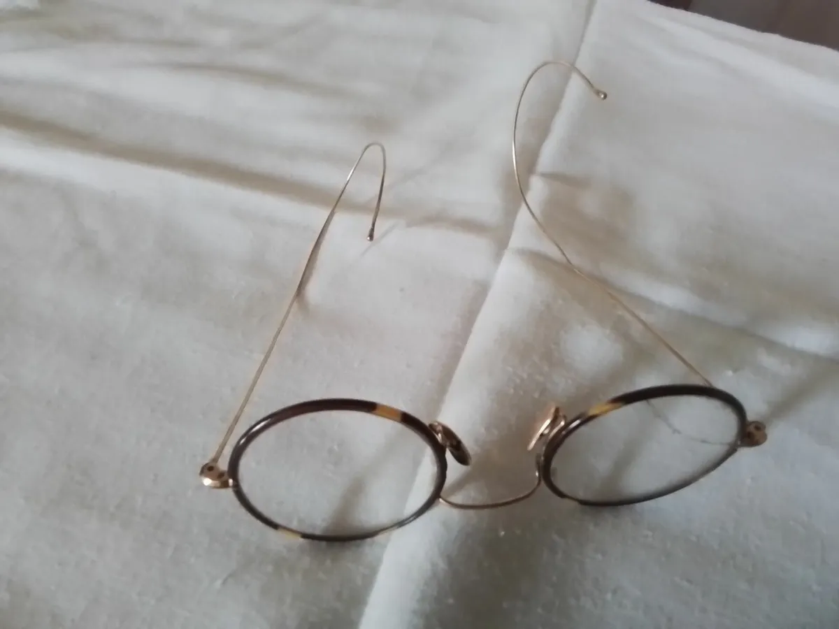 Antique reading glasses - Image 4