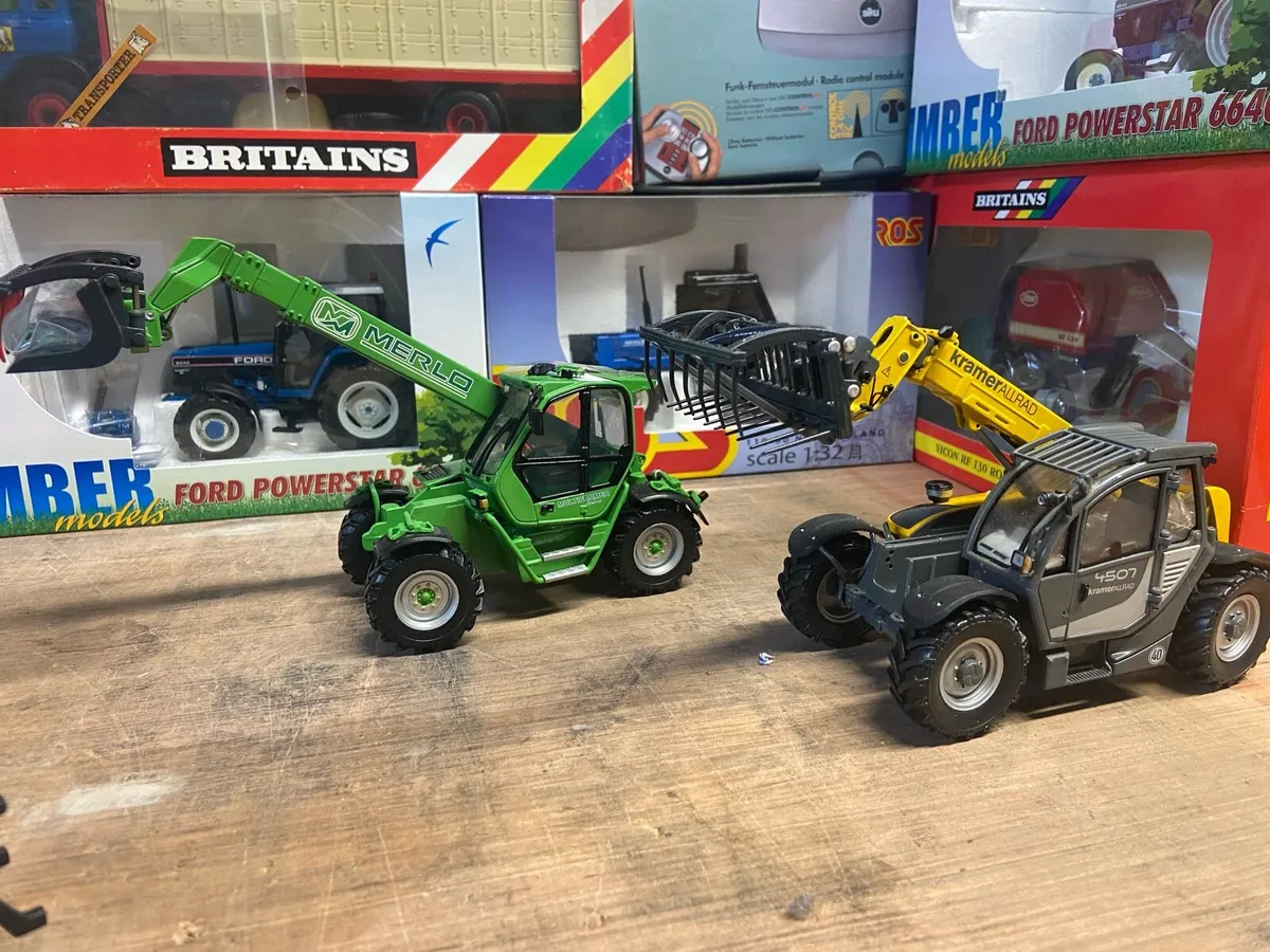 Model tractors, loaders, harvesters - Image 1
