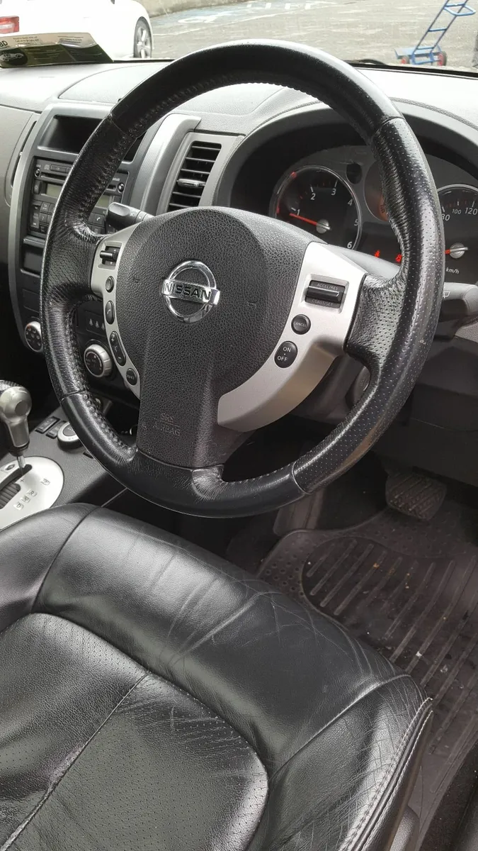 Nissan X-Trail 2010 - Image 4