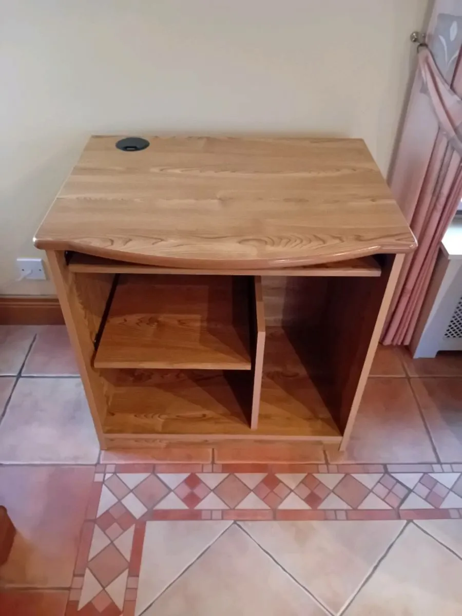 Desk - Image 1
