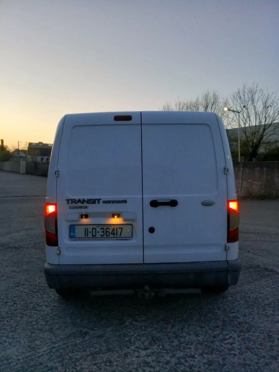 Ford Transit Connect - Image 4