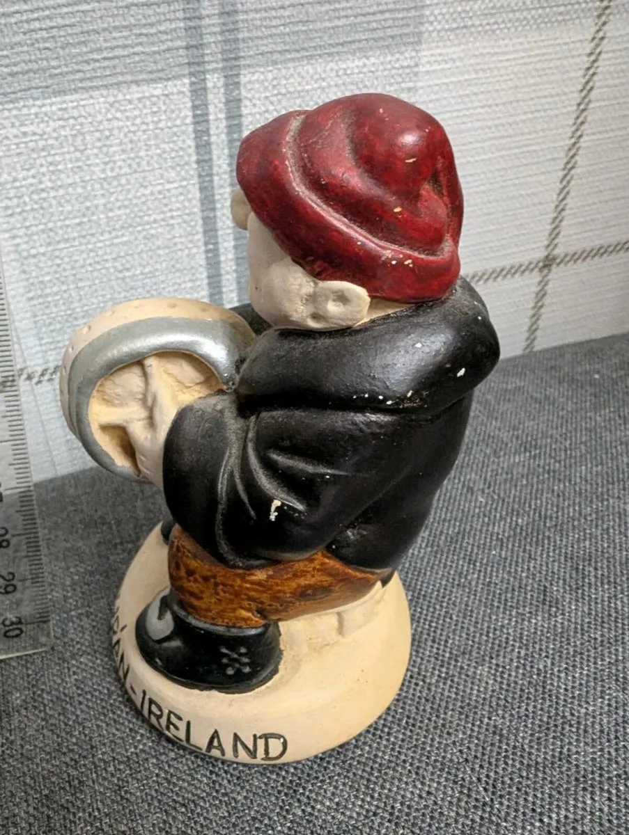 Vintage Currovordy Irish Musician Figurine Drummer - Image 3