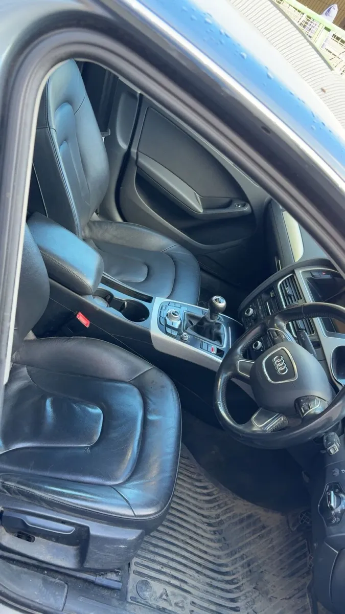 Audi A4 2015 - Image 3