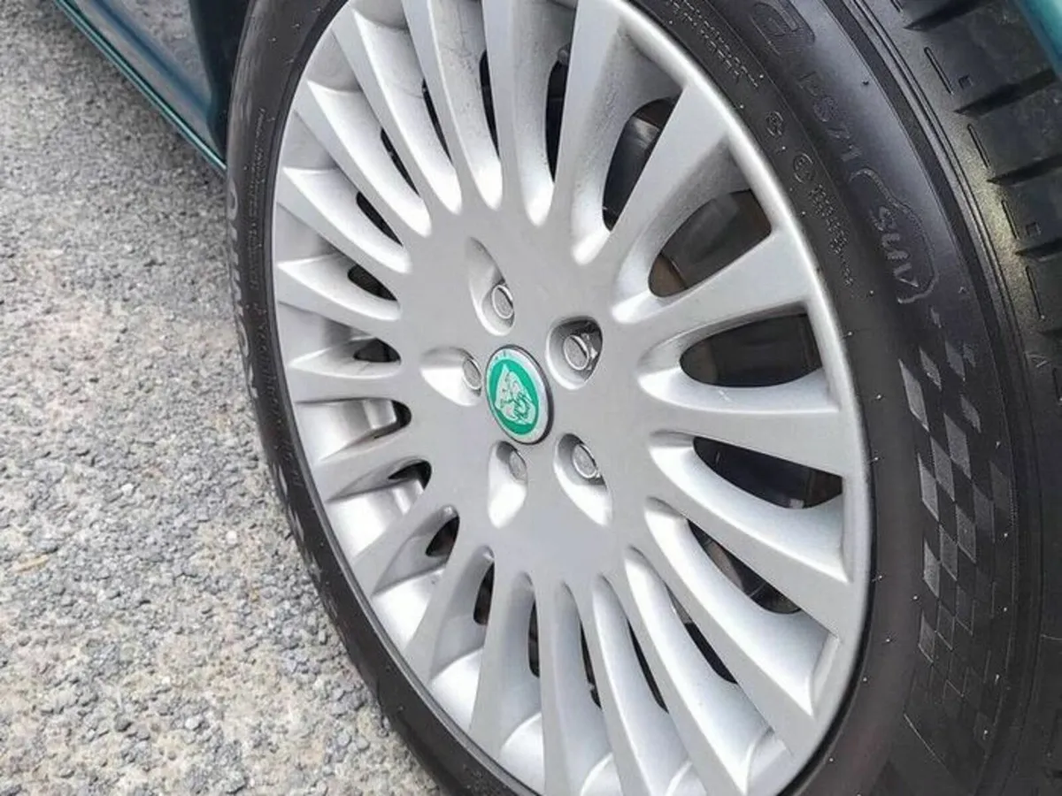 Set of new Jaguar Caps - FREE POST - Image 4
