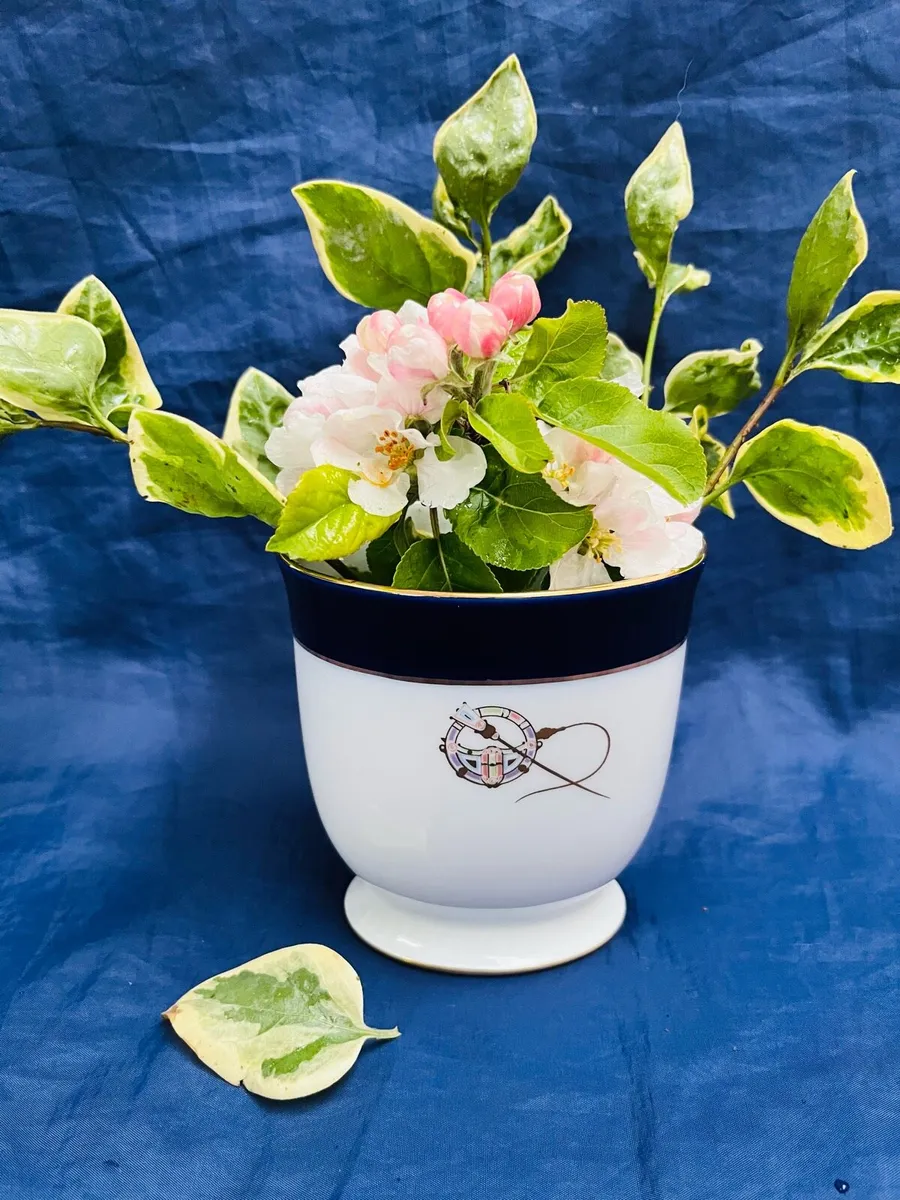 Arklow vase - Image 1