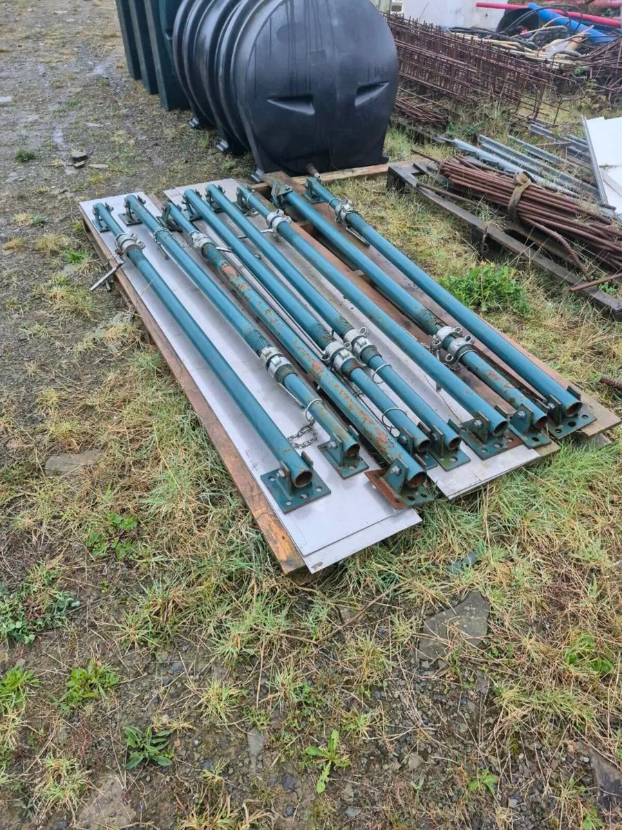 10no. Push pull adjustable diagonal push pull prop
