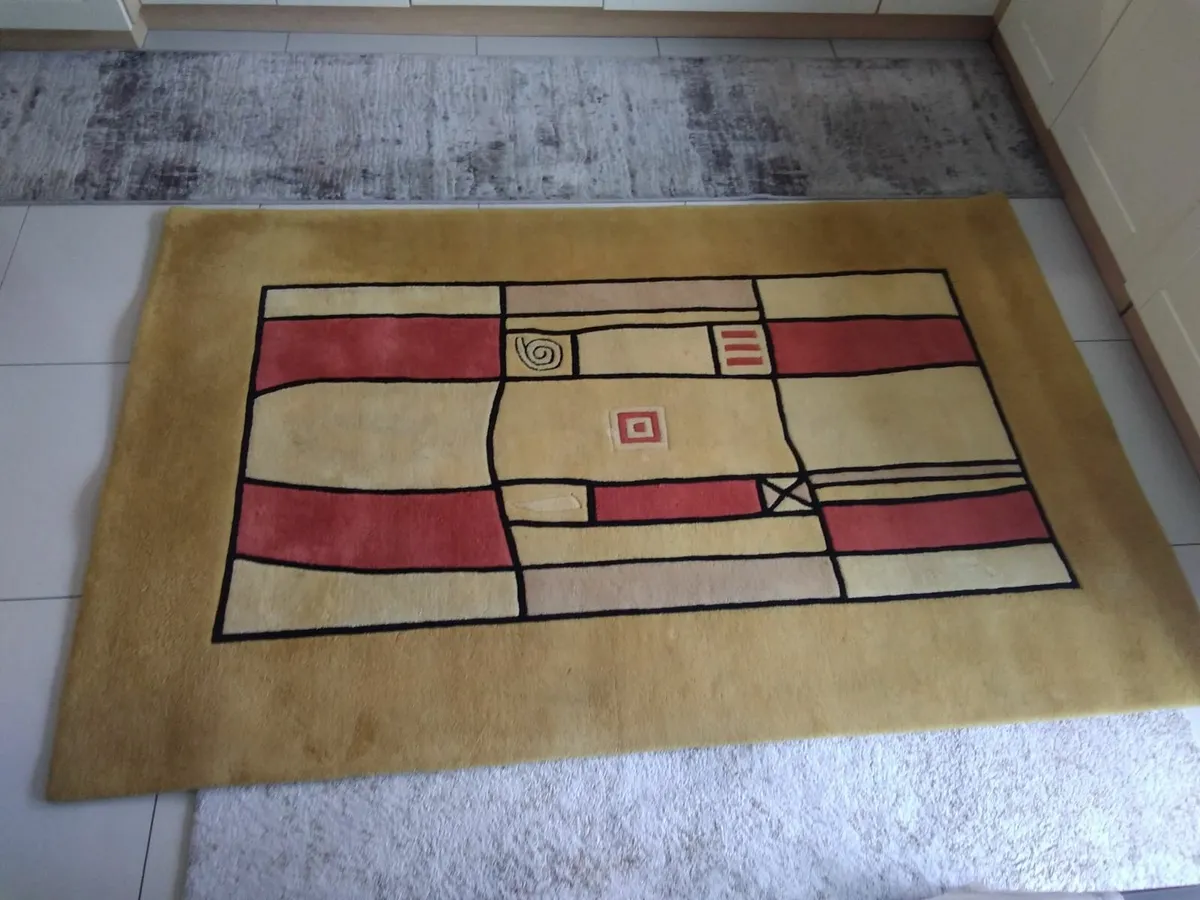 Rug - Image 1