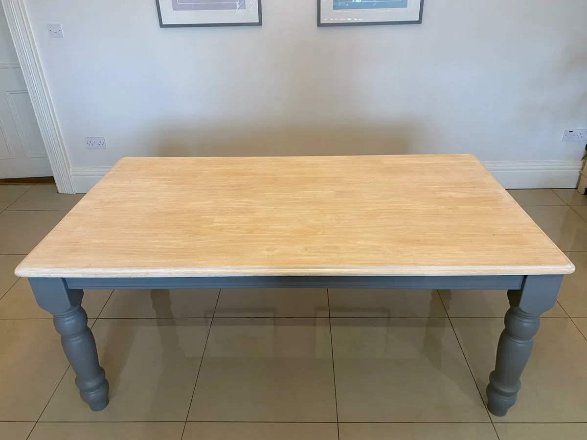 Large kitchen table - Image 2