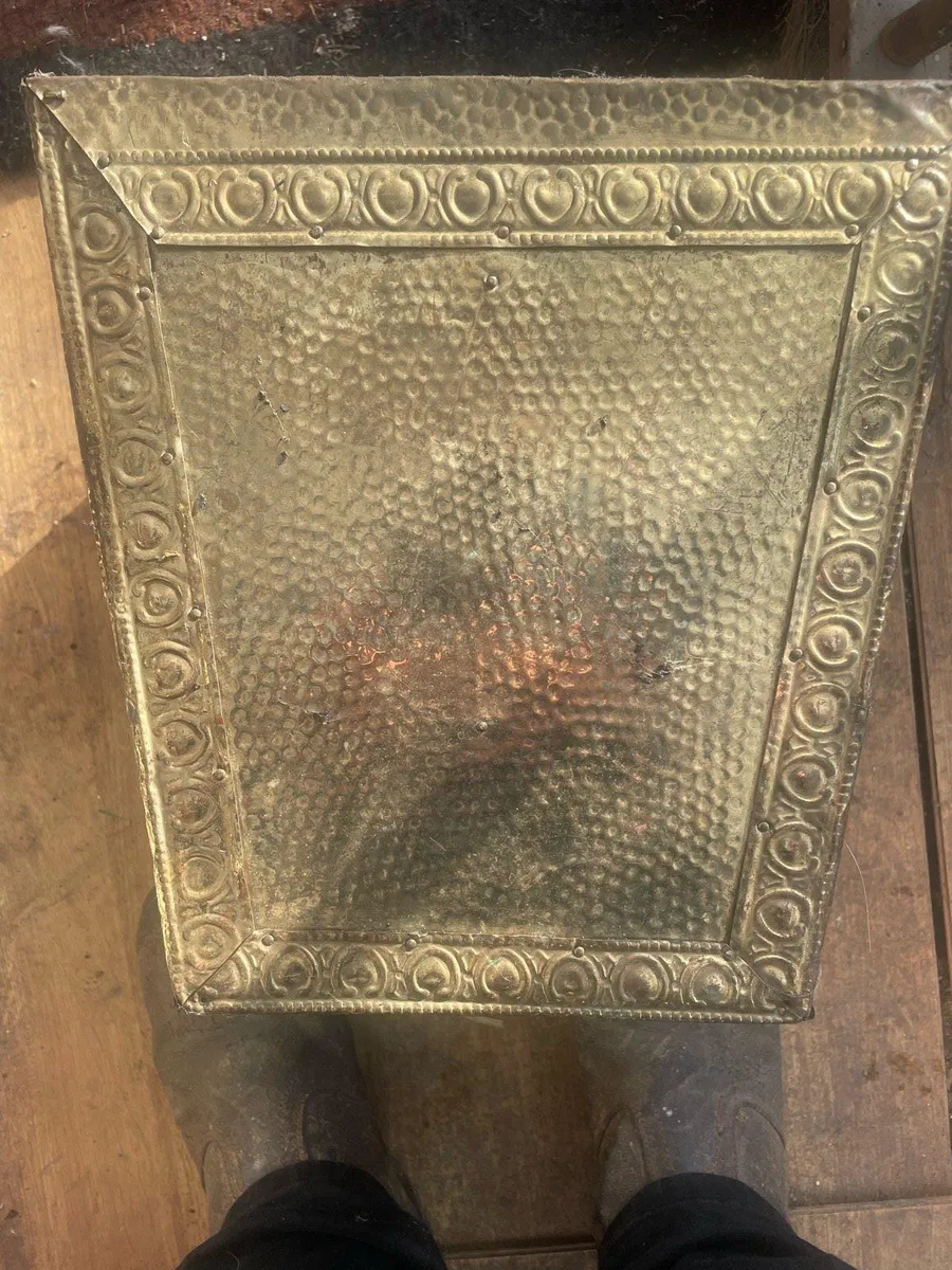 Brass bin & magazine holder - Image 3