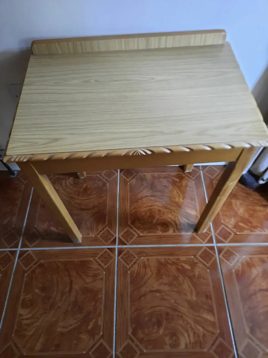 Occasional table - Image 2