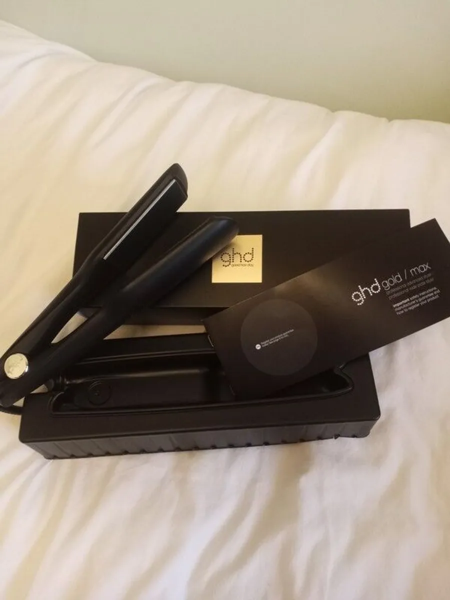 GHD Max Gold Wide Plate Styler. - Image 3
