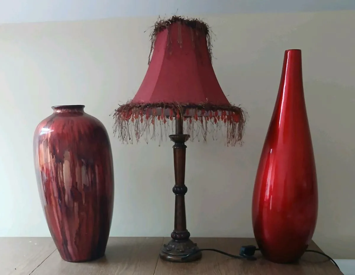 Vases - Image 1