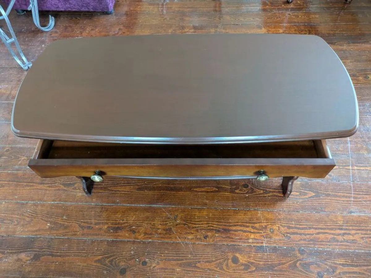 Mahogany coffee table - Image 2