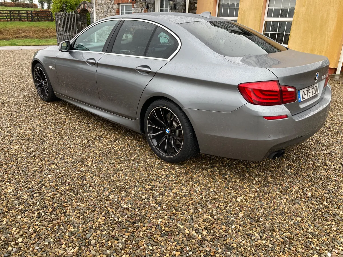BMW 5-Series 2012 - Image 3