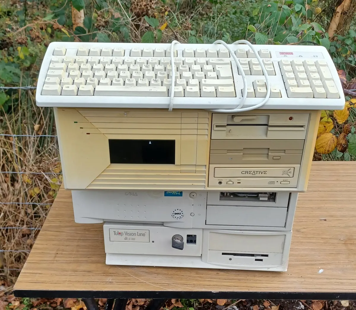 Vintage desk top Computers keyboard screen - Image 2