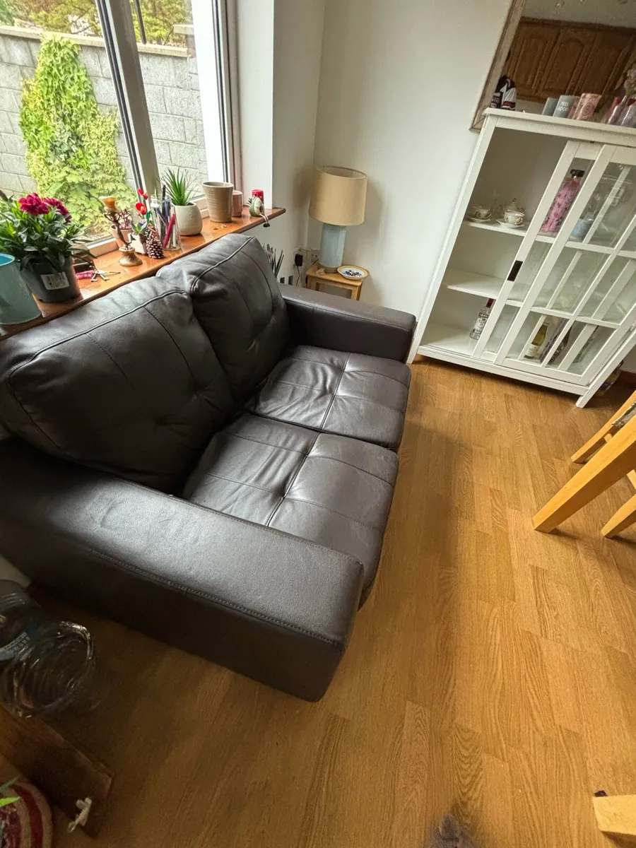 2x Leather couches - Image 4