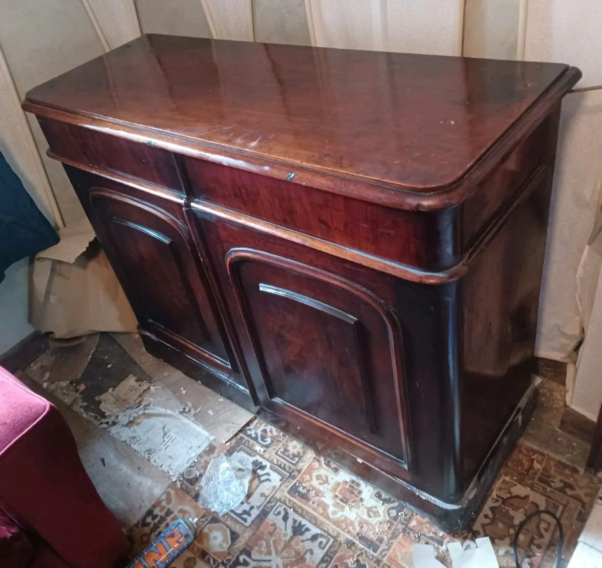 Sideboard cupboard - Image 1