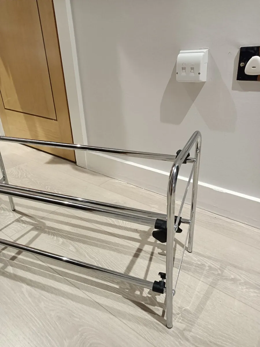 Extendable 2 Tier Shoe Rack - Image 2