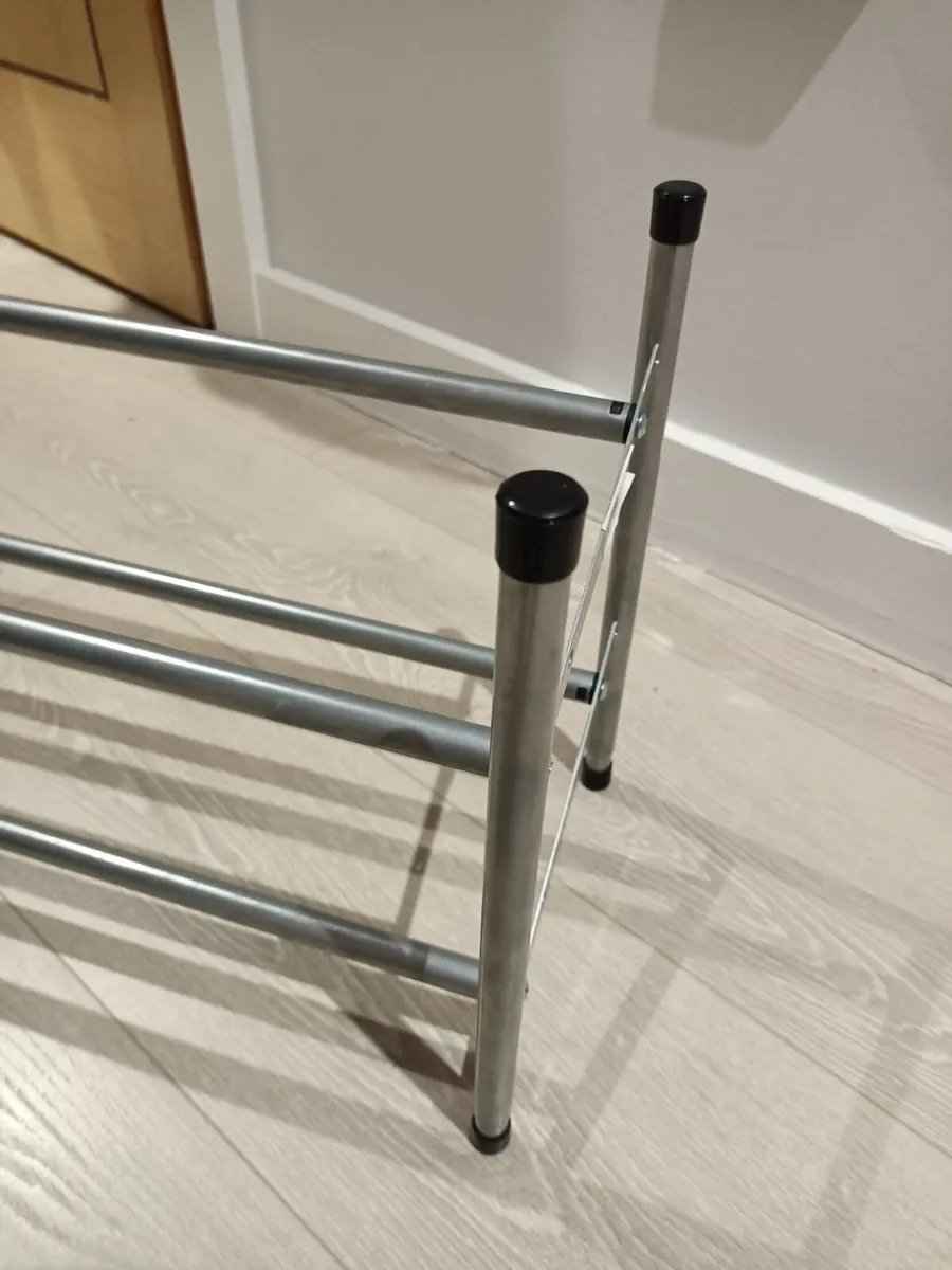 Extendable 2 Tier Shoe Rack - Image 2