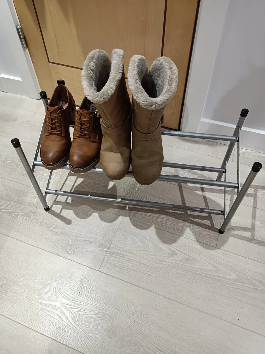 Extendable 2 Tier Shoe Rack - Image 4