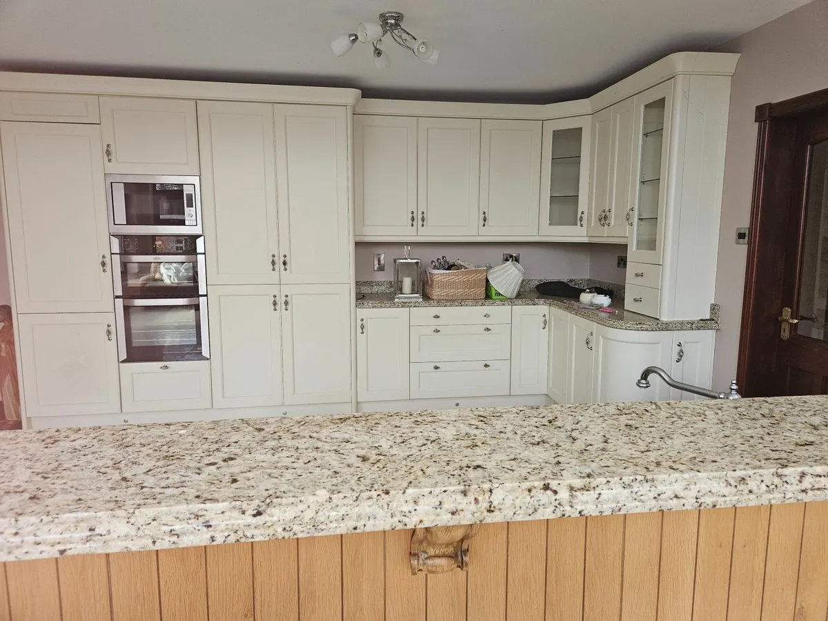 Kitchen - Image 2
