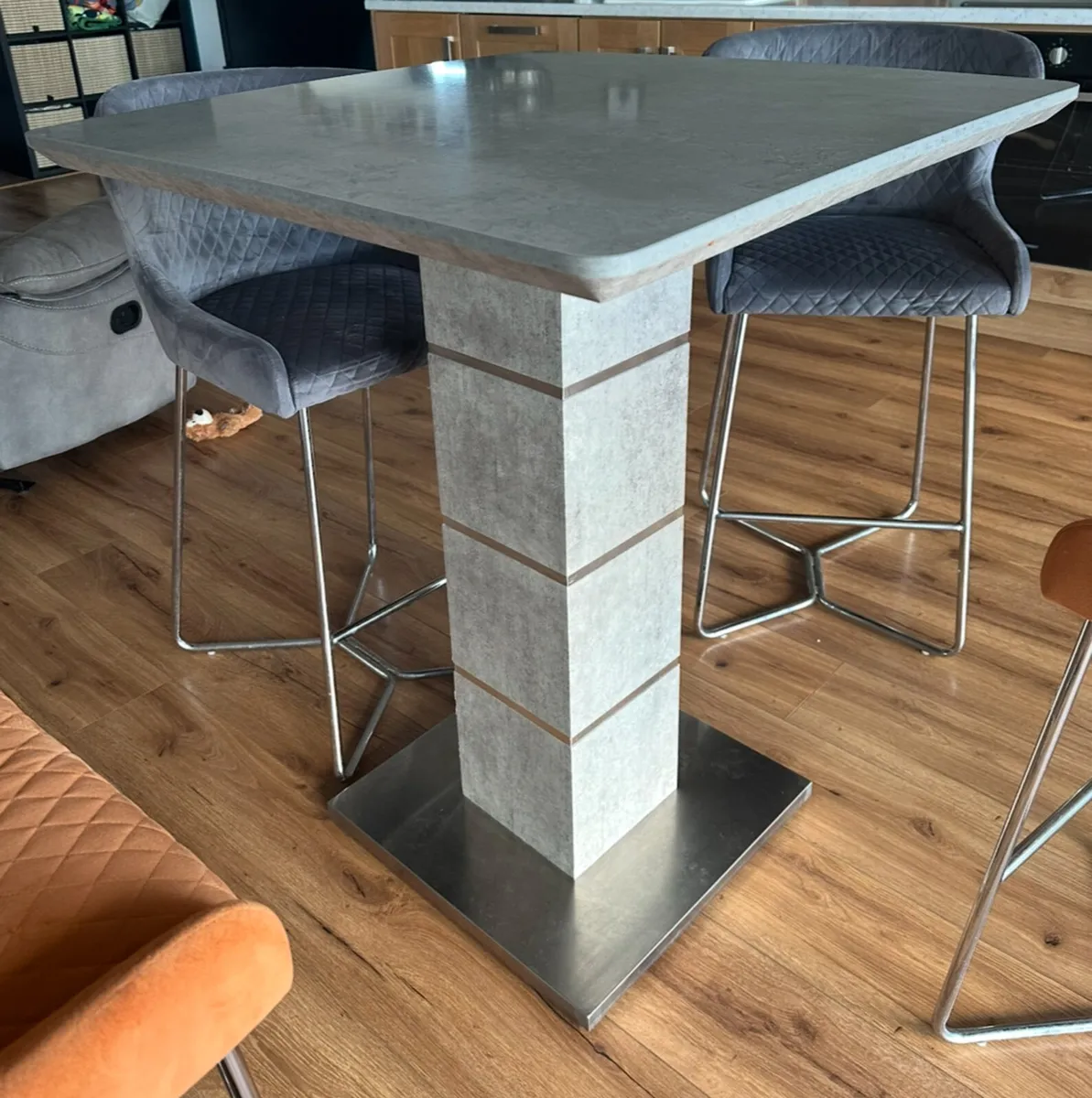 High table from Minogue furniture grey/marble - Image 2