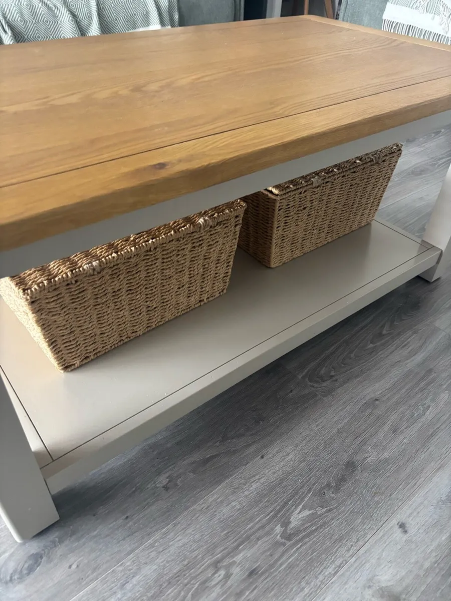 Solid Coffee table - Image 2