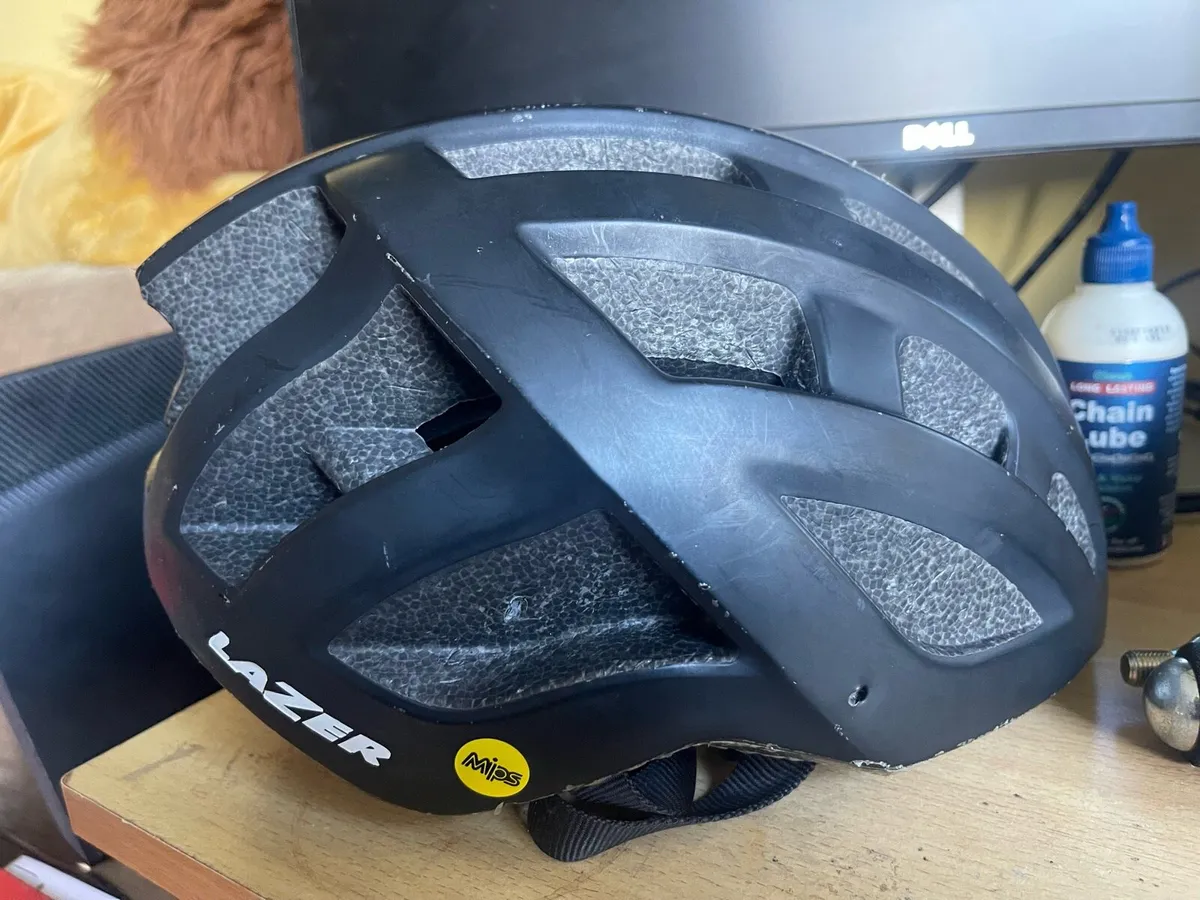 Cycling Helmet Lazer 54-61cm - Image 1