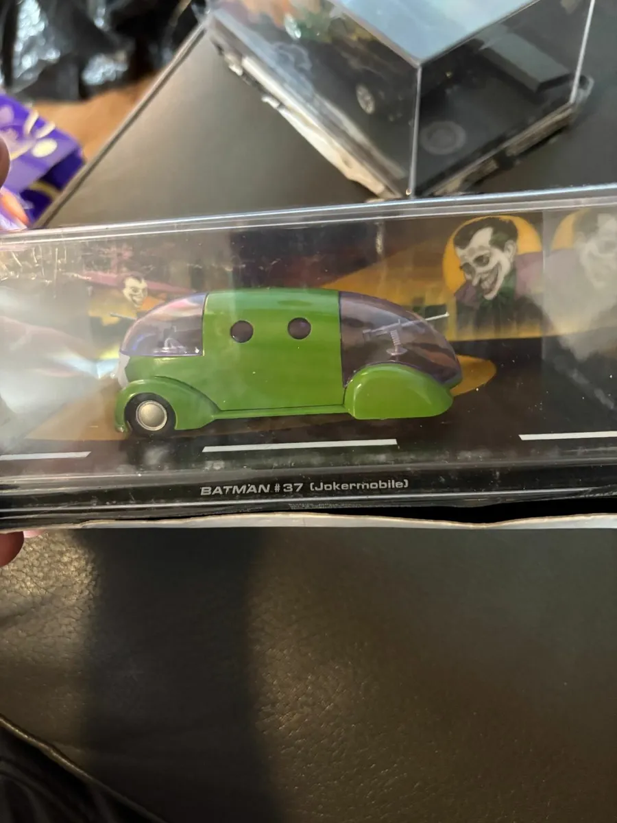 Vintage Joker collectable item - Image 3