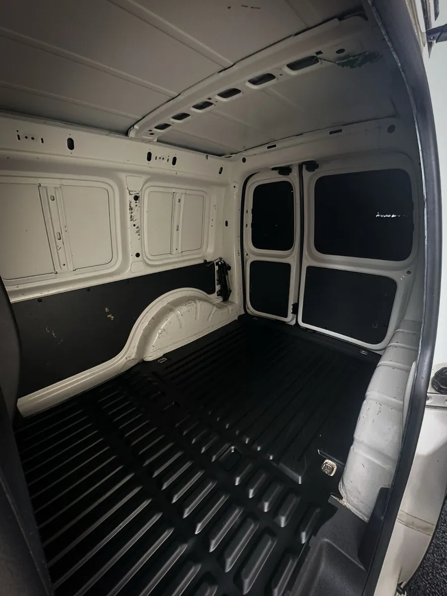Volkswagen Caddy 2019 - Image 3