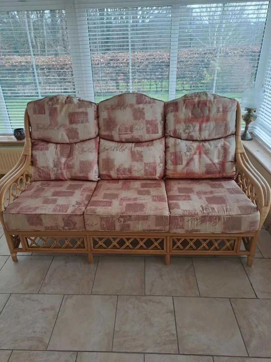 Conservatory furniture - Image 1