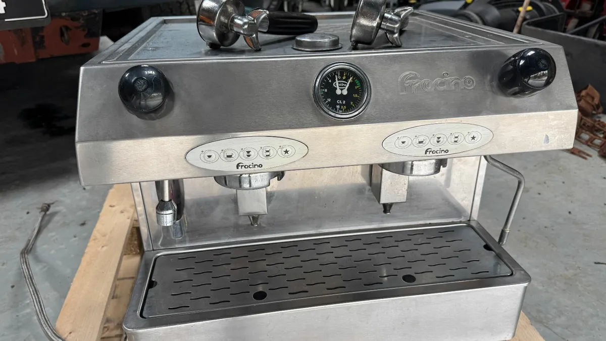 Frachino Commercial Coffe Machine 230V  serviced - Image 3