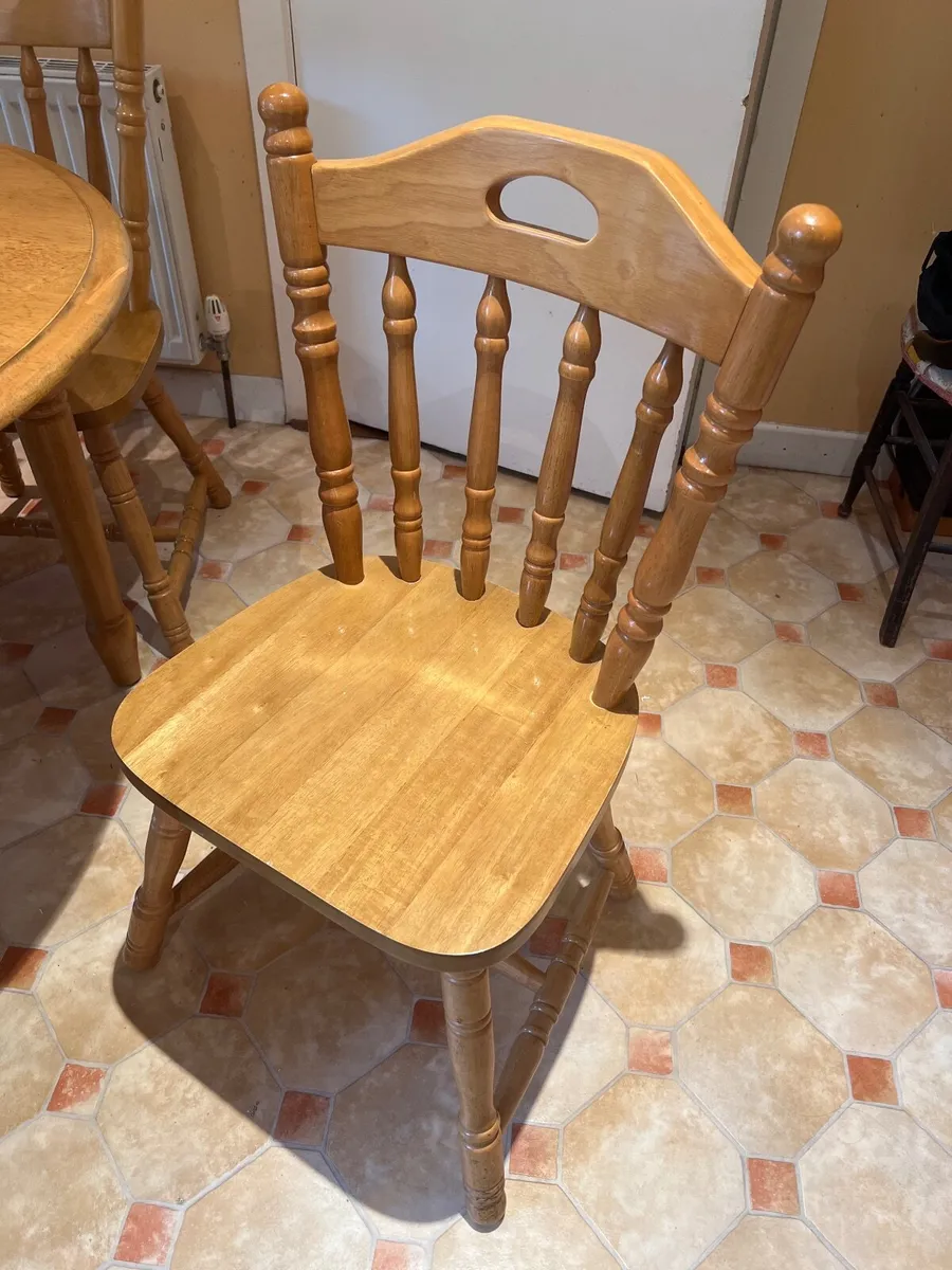Kitchen table - Image 2