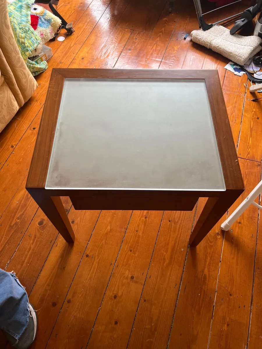 Small tables - Image 1