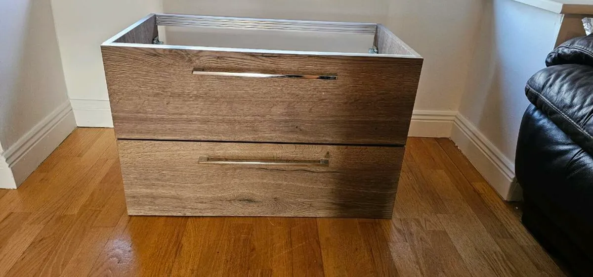 New Bathroom vanity with slight damage - Image 3