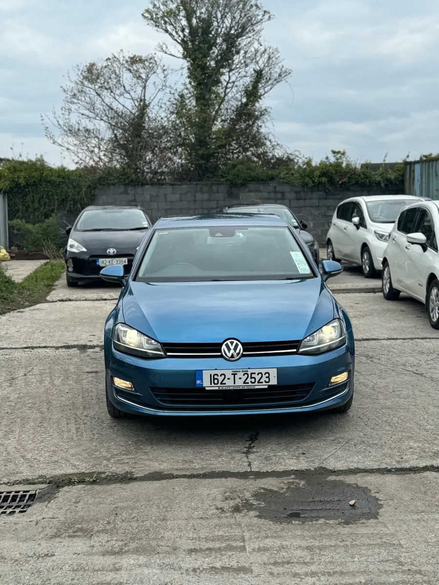 VW GOLF Automatic 2016 2 keys Fresh NCT - Image 2