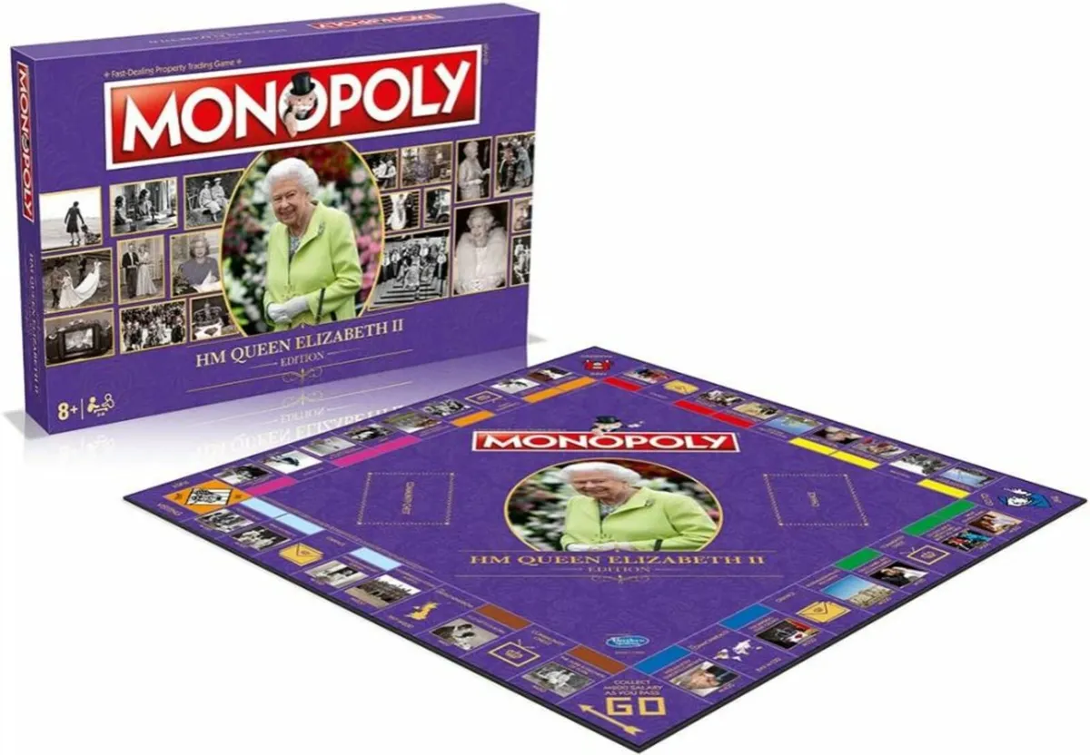 HM Queen Elizabeth II Monopoly Board Game - Image 4