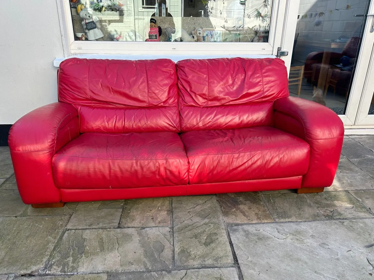Couch - Image 1